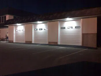 Garage Door Solution Service Austin, TX 512-546-3028 - com-gdr-16m